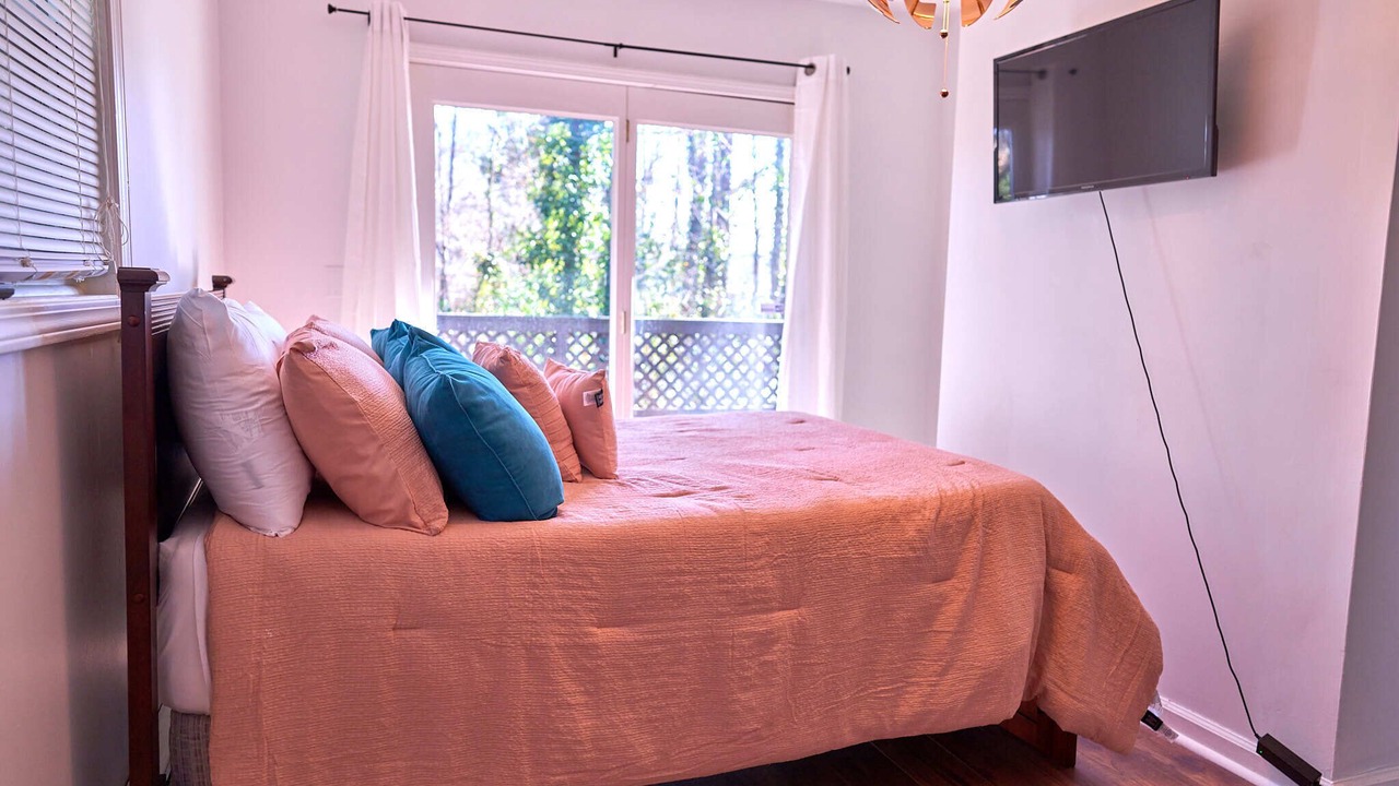 Photo of Bedroom in Buford Highway