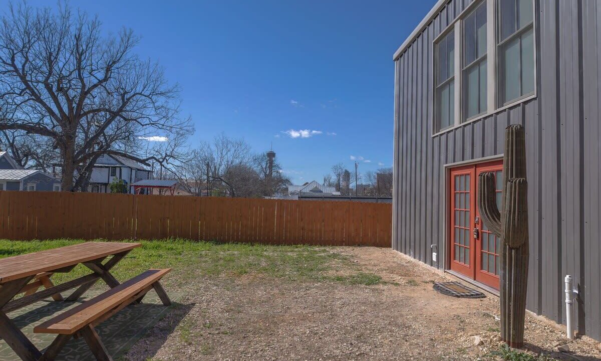 Photo of Outdoor in Near East Side