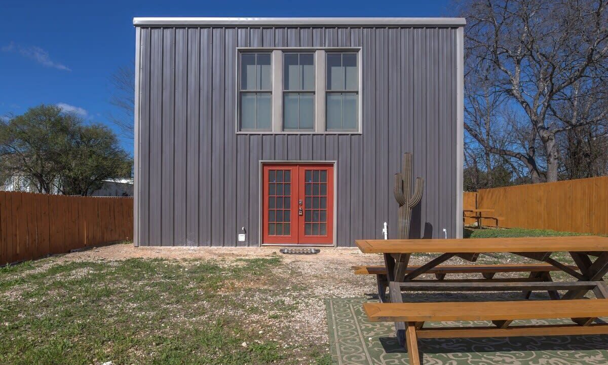 Photo of Outdoor in Near East Side