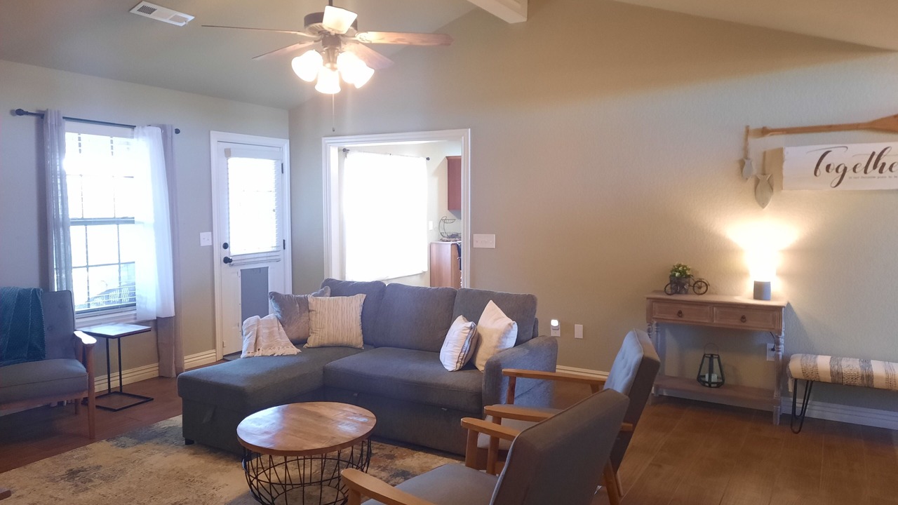 Photo of Livingroom in Powell