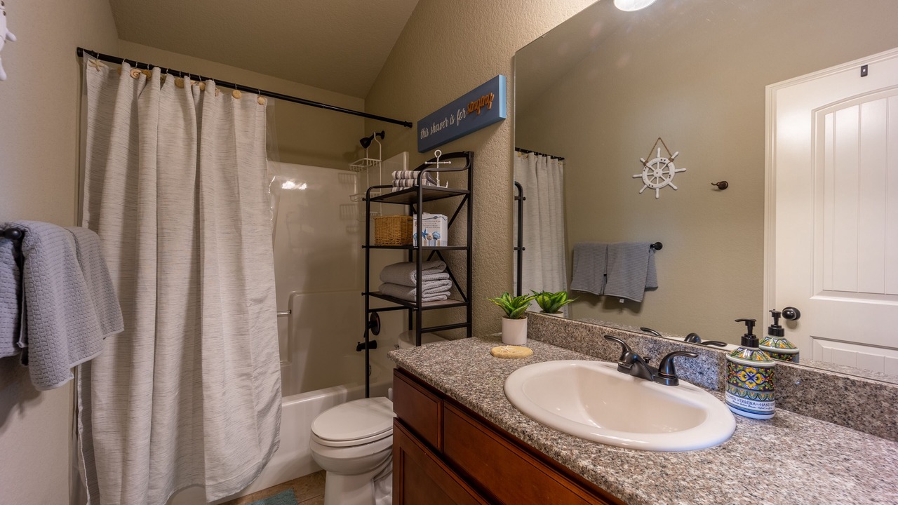 Photo of Bathroom in Powell