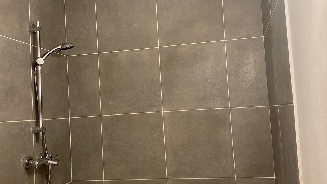 Photo of Bathroom in Les Epinettes