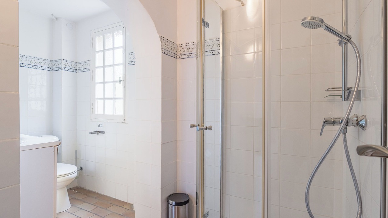 Photo of Bathroom in Lauzerte