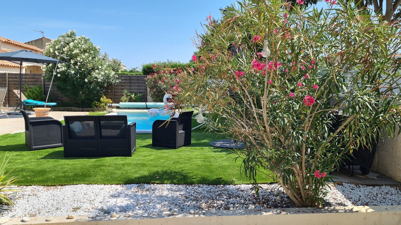 Photo of Outdoor in Meze