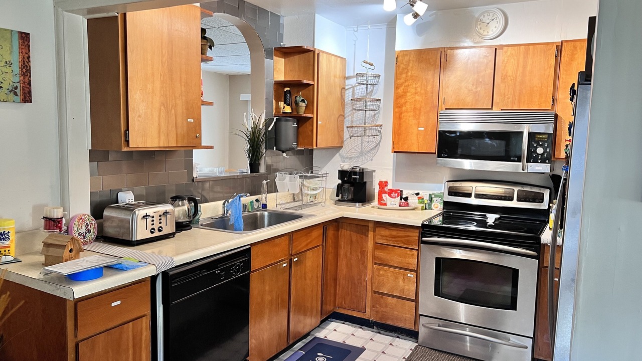 Photo of Kitchen in Shoreline