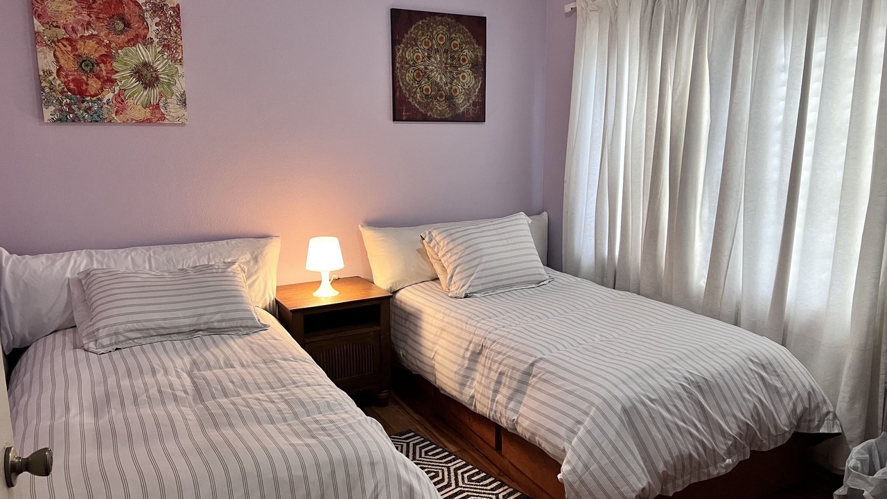 Photo of Bedroom in Shoreline