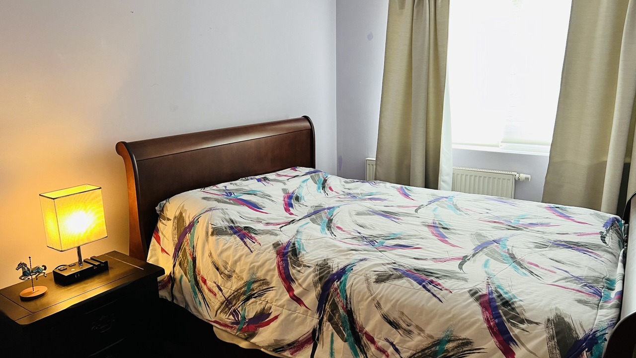 Photo of Bedroom in Shoreline