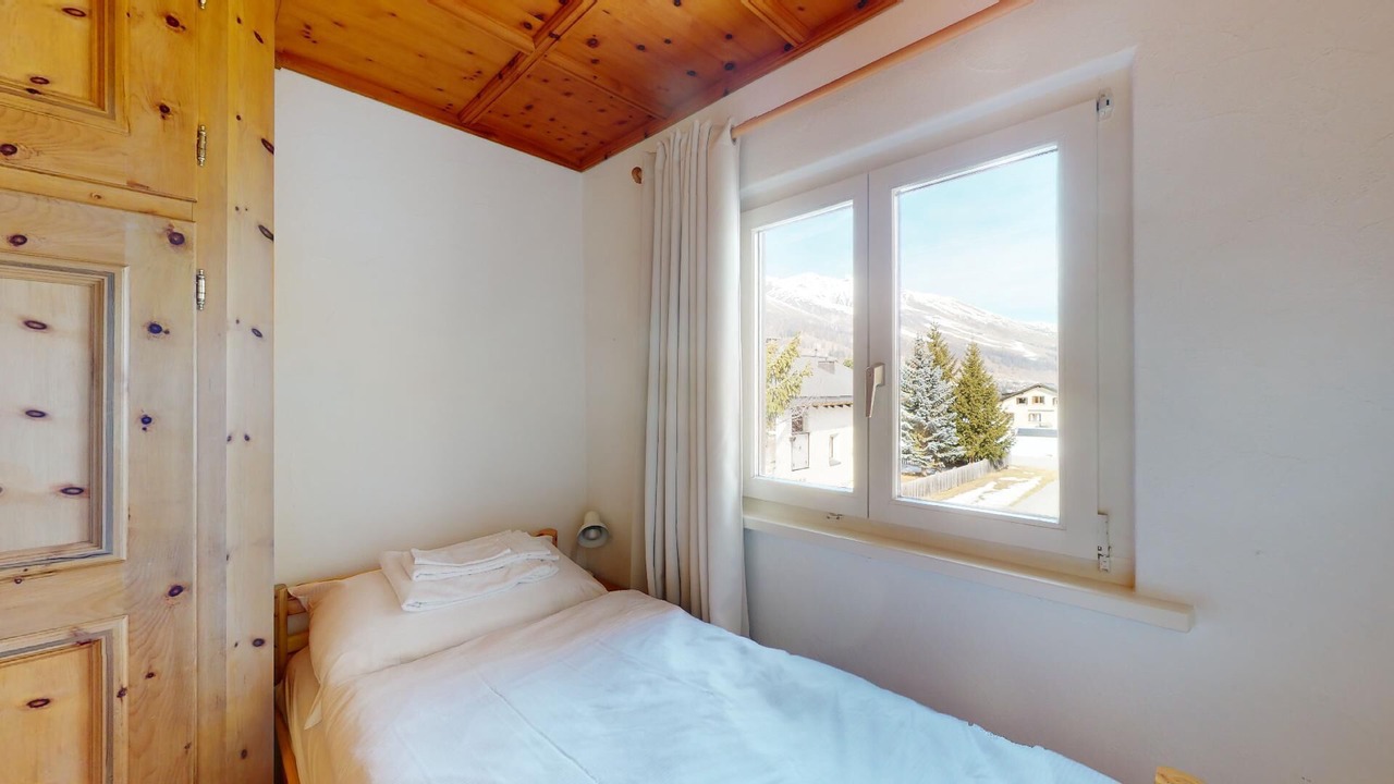 Photo of Bedroom in La Punt-Chamues-ch
