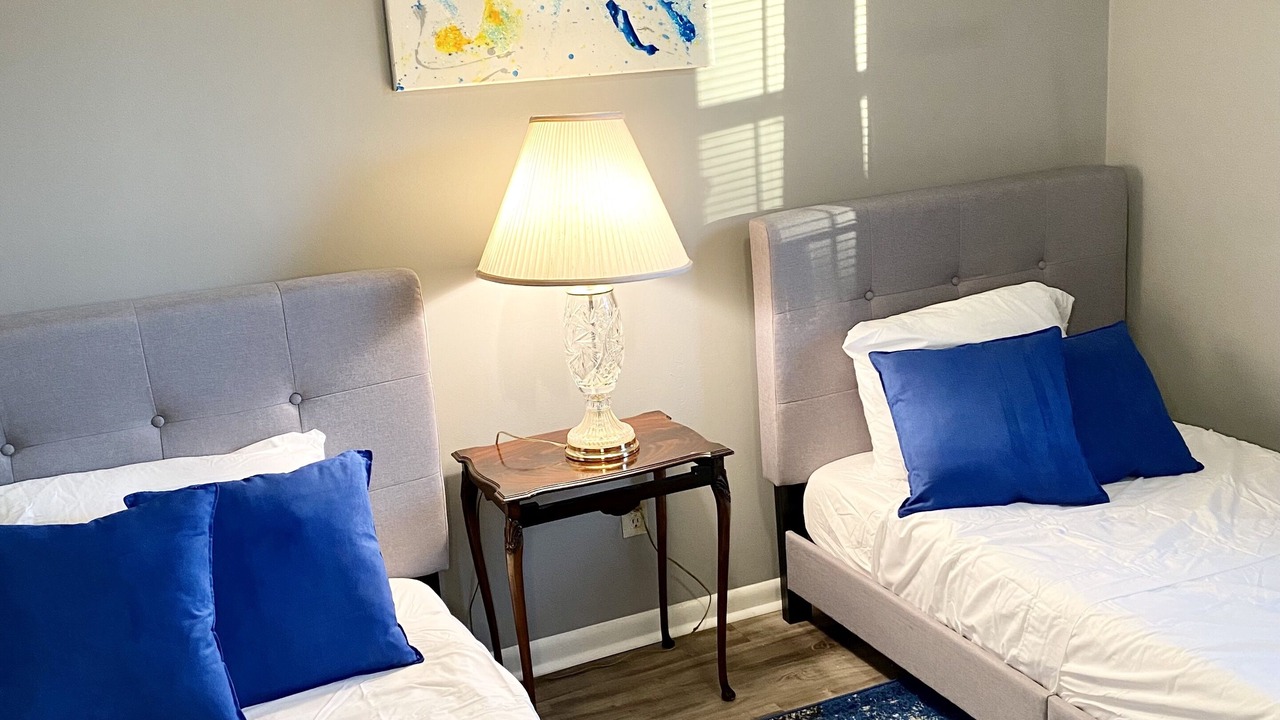 Photo of Bedroom in Midtown