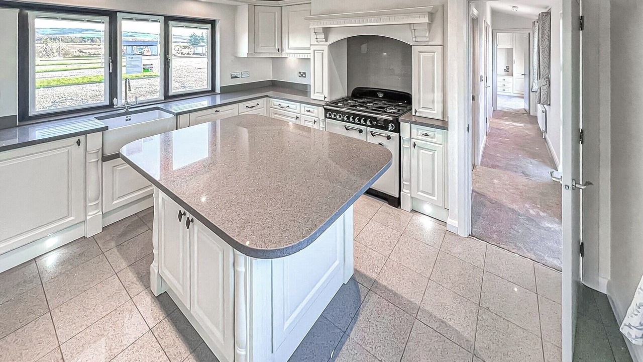 Photo of Others in Laurencekirk