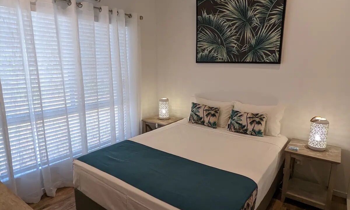 Photo of Bedroom in Mission Beach