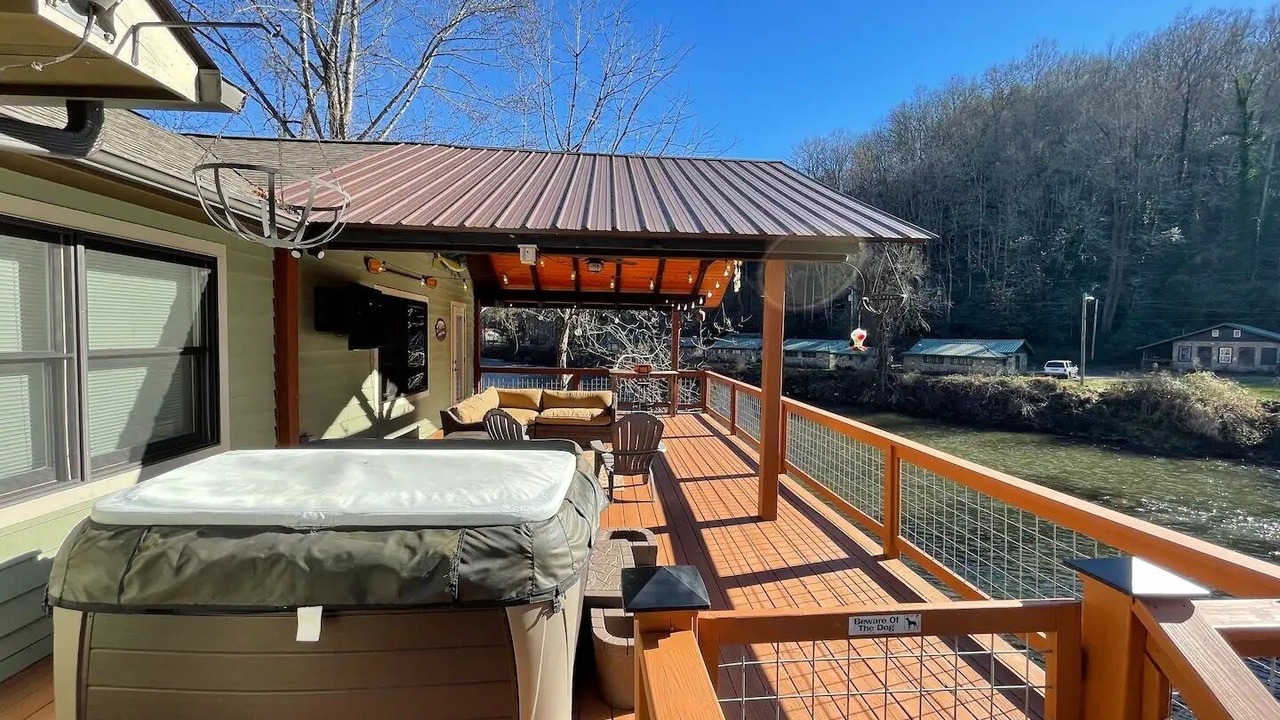Photo of Outdoor in Sylva