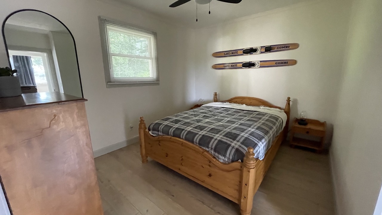 Photo of Bedroom in Whitney