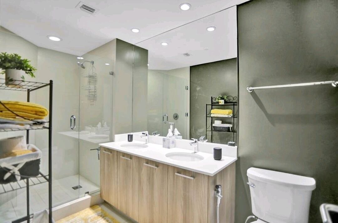 Photo of Bathroom in Midtown