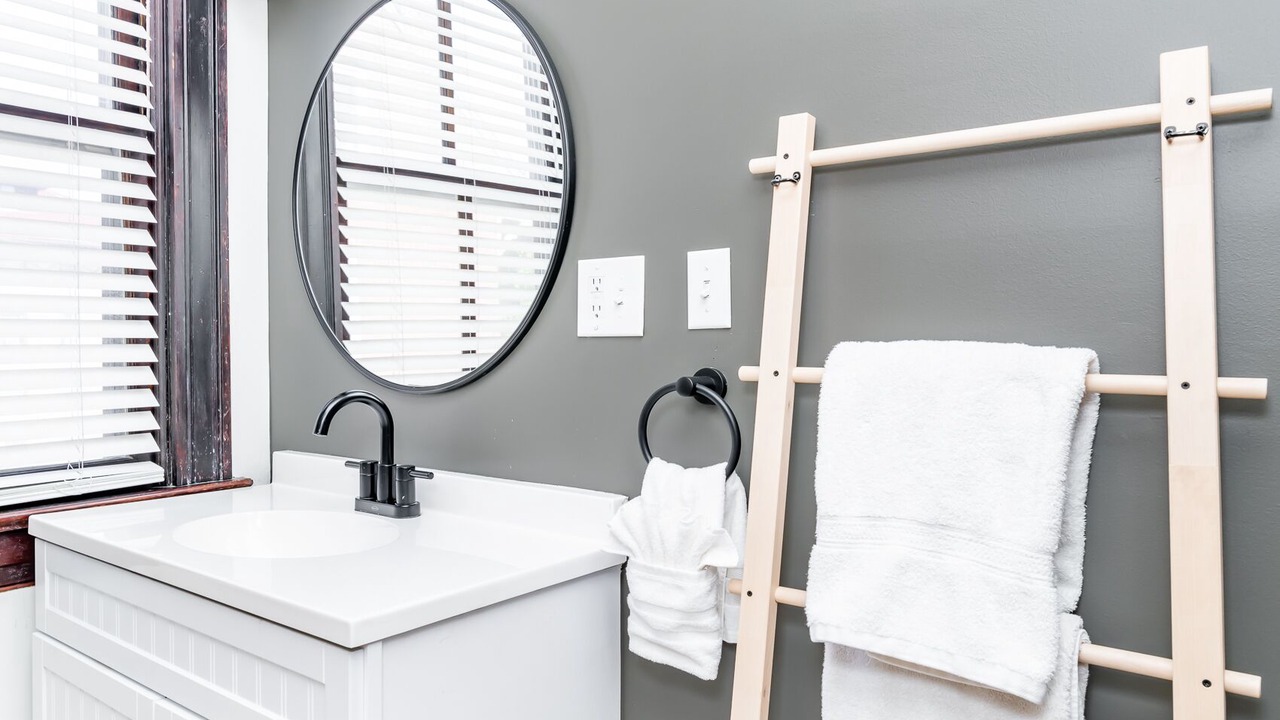 Photo of Bathroom in Cherokee Triangle