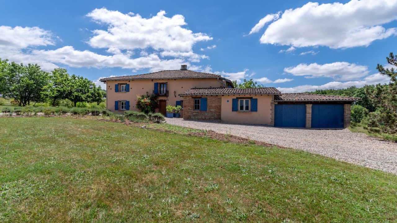 Photo of Outdoor in Lisle-sur-Tarn