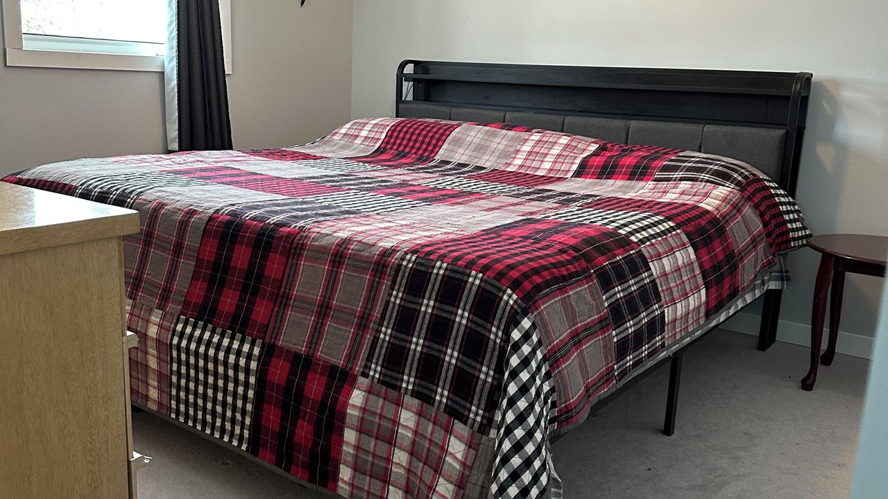 Photo of Bedroom in Gimli