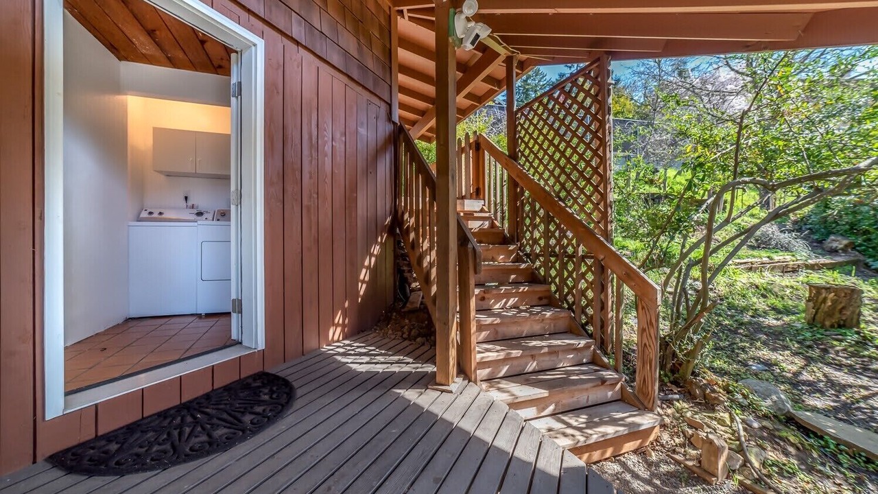 Photo of Patio Balcony in Southeast Eugene