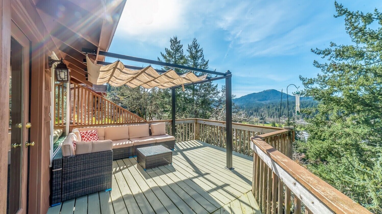 Photo of Patio Balcony in Southeast Eugene
