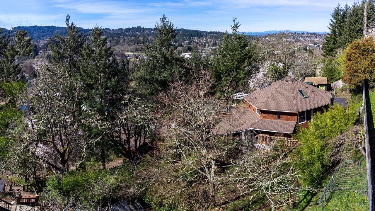 Photo of Others in Southeast Eugene