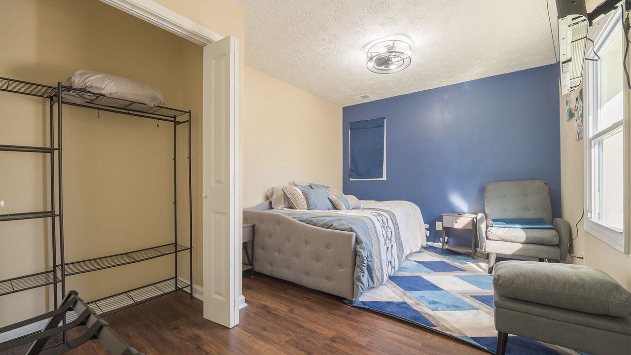 Photo of Bedroom in Stone Mountain