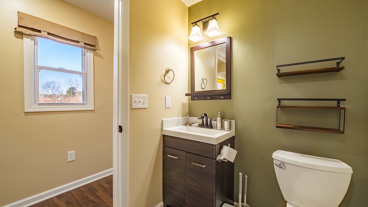 Photo of Bathroom in Stone Mountain