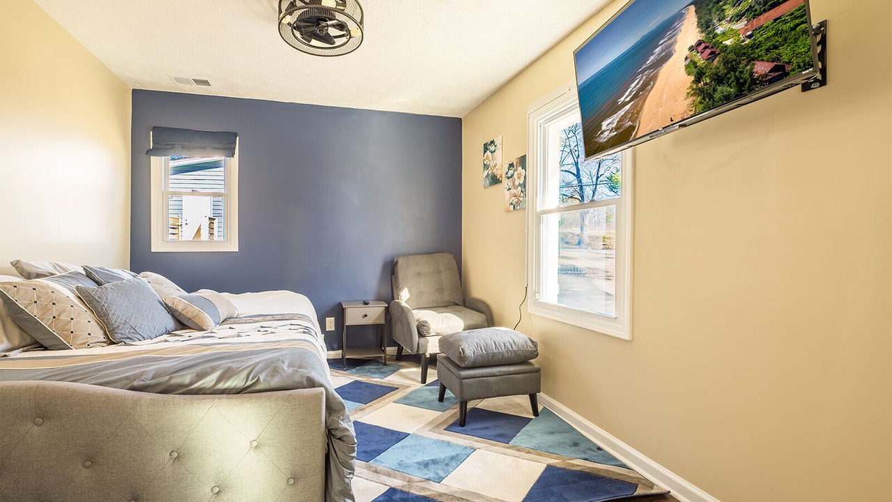 Photo of Bedroom in Stone Mountain