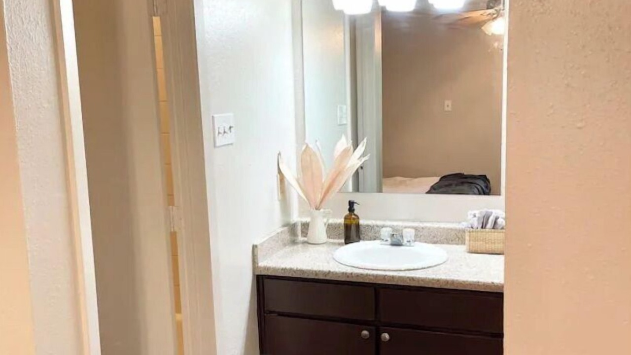 Photo of Bathroom in Parker Lane