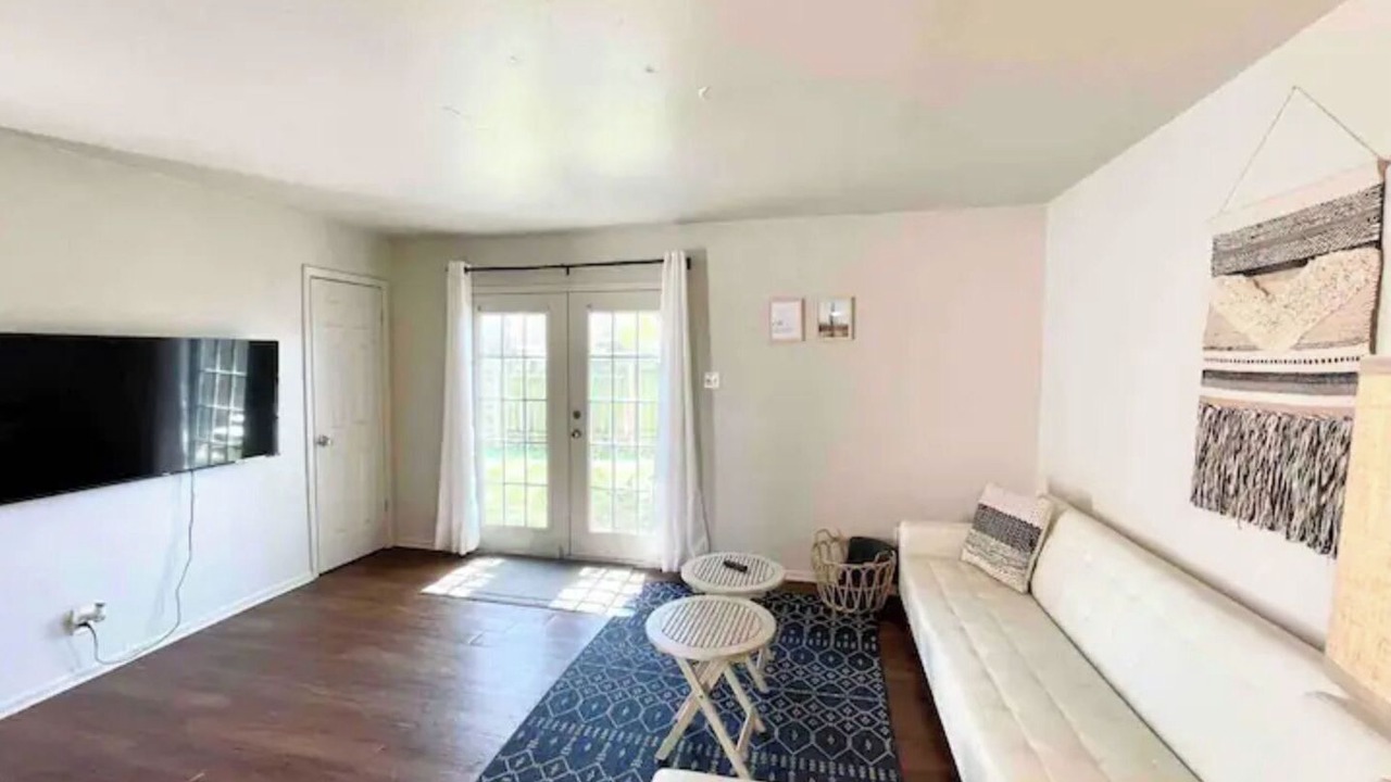 Photo of Livingroom in Parker Lane
