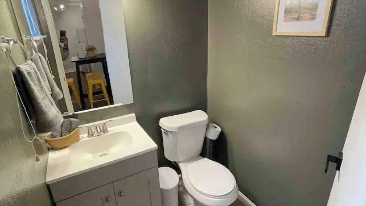 Photo of Bathroom in Parker Lane