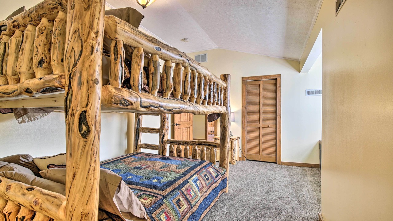 Photo of Bedroom in Kodak
