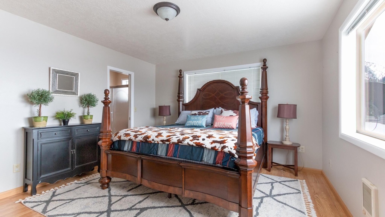 Photo of Bedroom in Star Valley Ranch