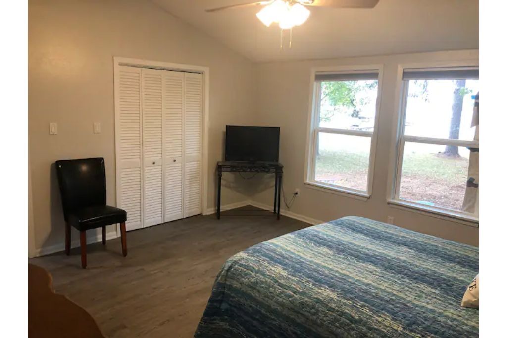 Photo of Bedroom in Laneville