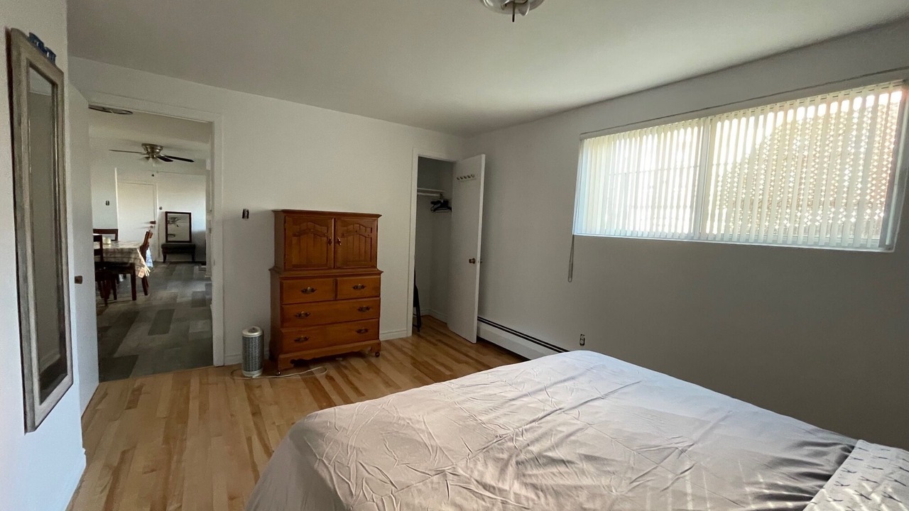 Photo of Bedroom in Laval