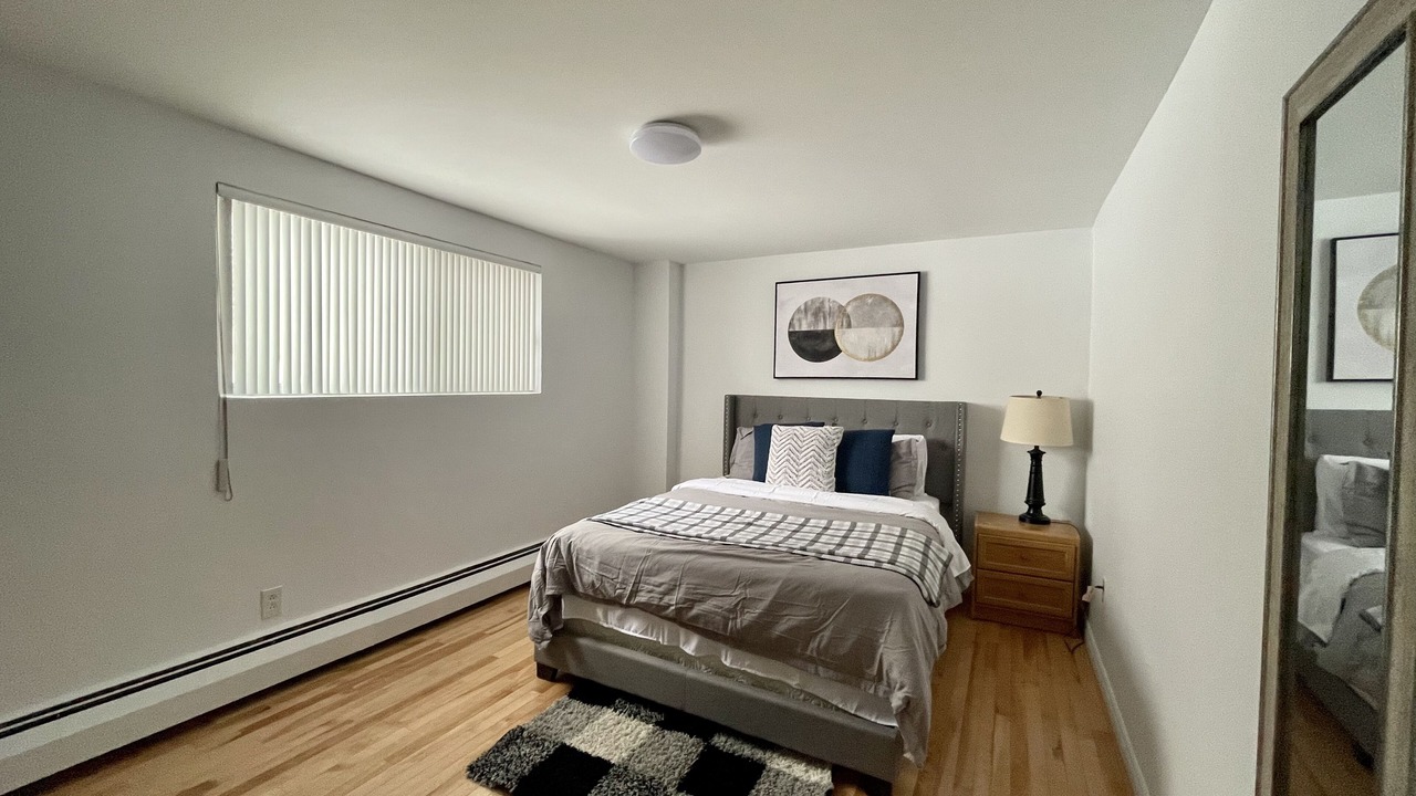 Photo of Bedroom in Laval