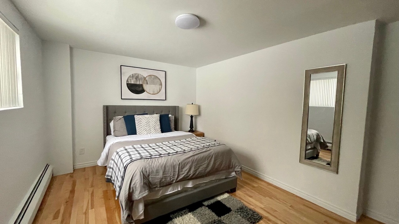 Photo of Bedroom in Laval