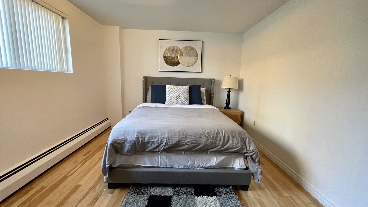 Photo of Bedroom in Laval