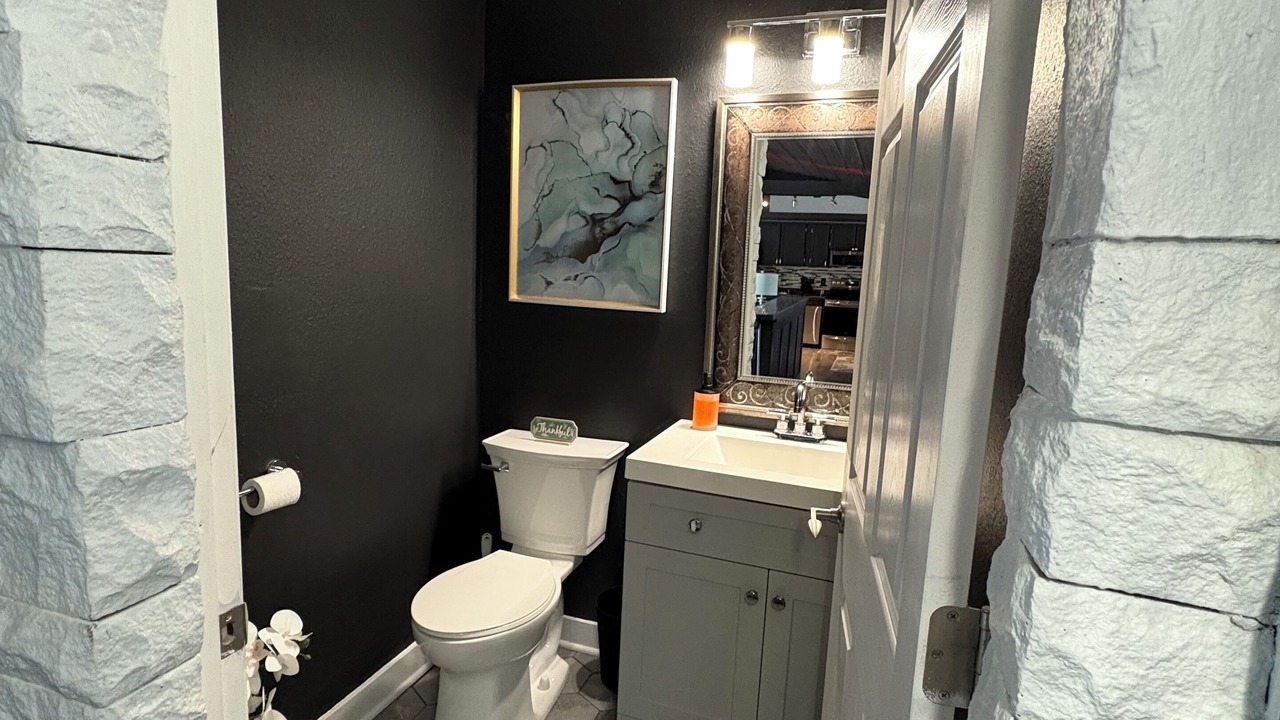 Photo of Bathroom in Sunrise Beach