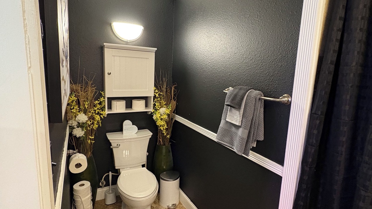 Photo of Bathroom in Sunrise Beach