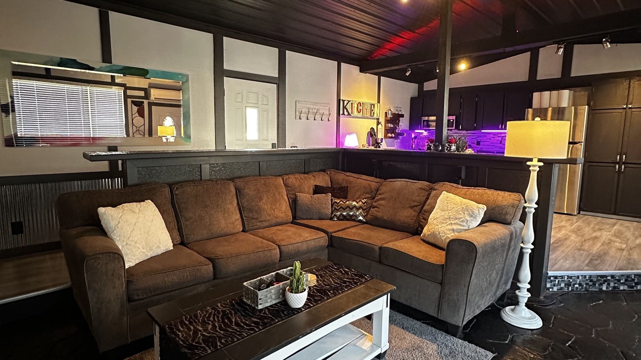 Photo of Livingroom in Sunrise Beach