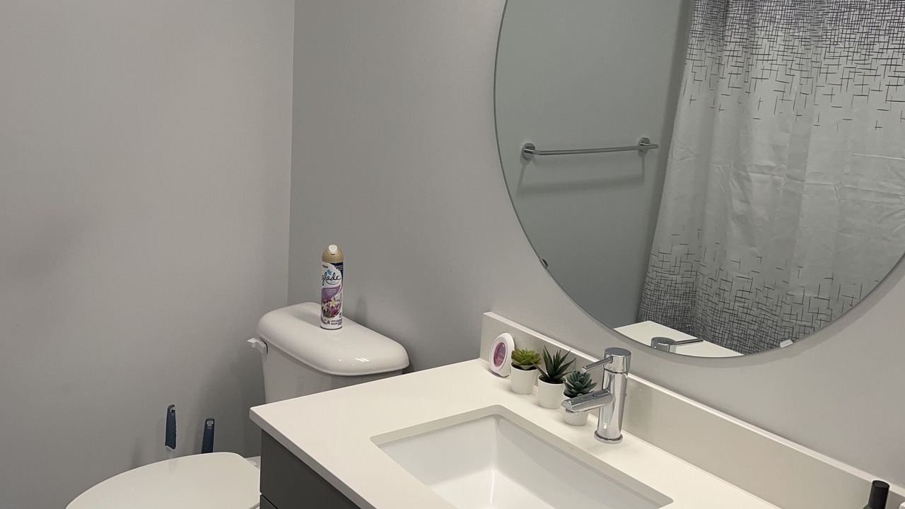Photo of Bathroom in Midtown