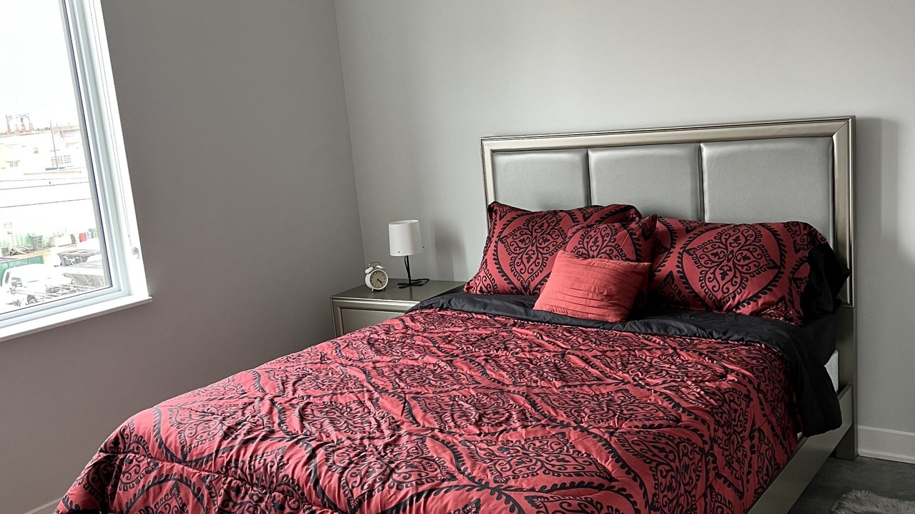Photo of Bedroom in Midtown