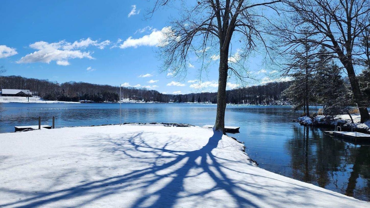 Photo of Others in Treasure Lake
