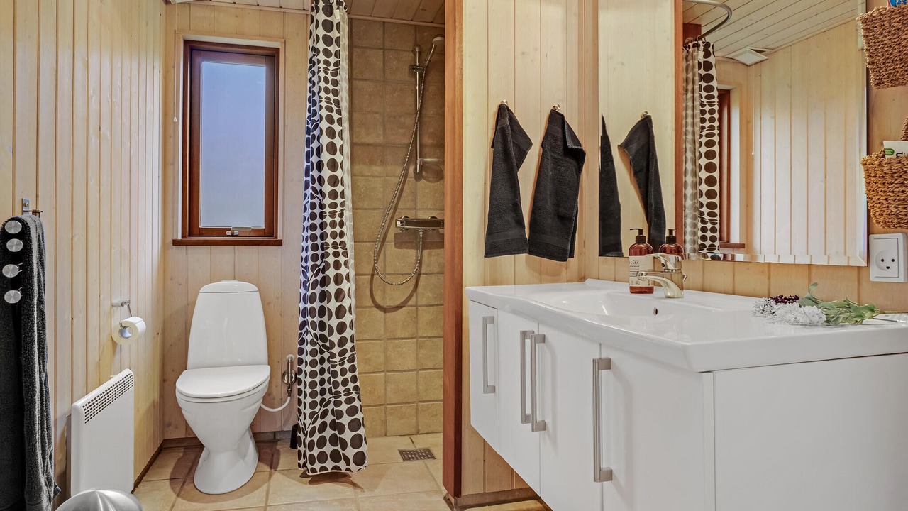 Photo of Bathroom in Spøttrup
