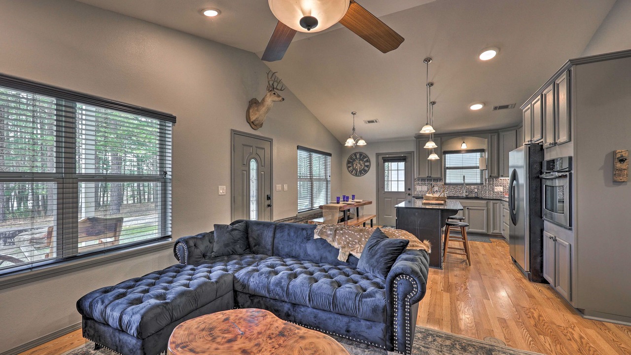 Photo of Livingroom in Hodgen