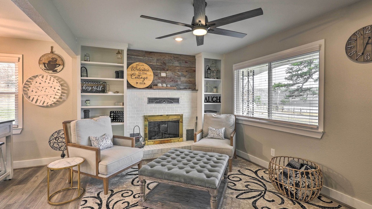Photo of Livingroom in Hodgen