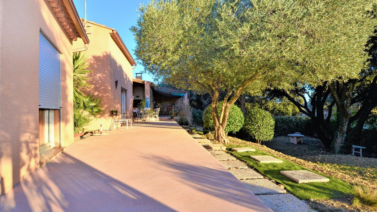 Photo of Others in Eyragues