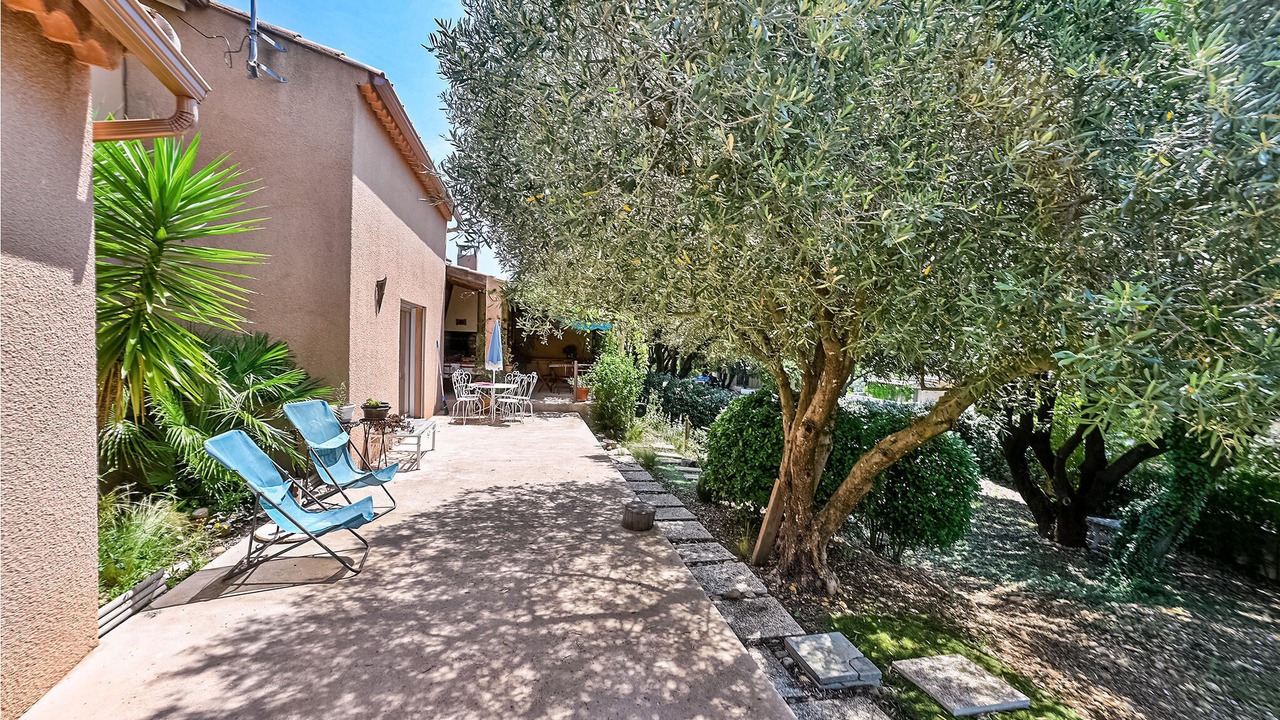 Photo of Others in Eyragues