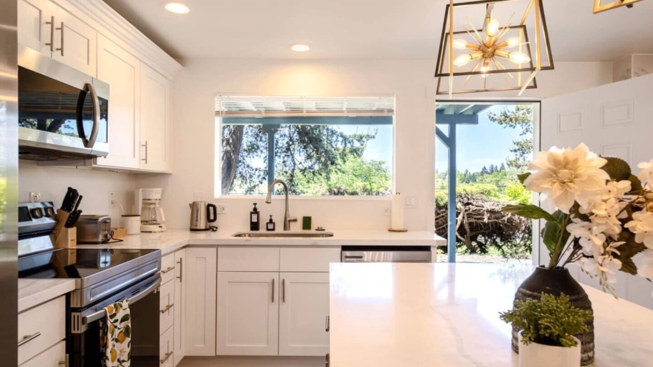 Photo of Kitchen in Green Lake