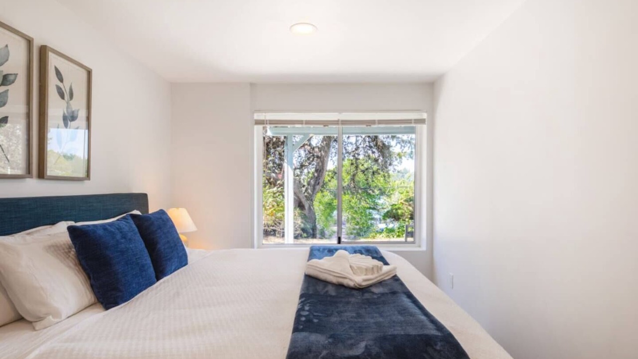 Photo of Bedroom in Green Lake